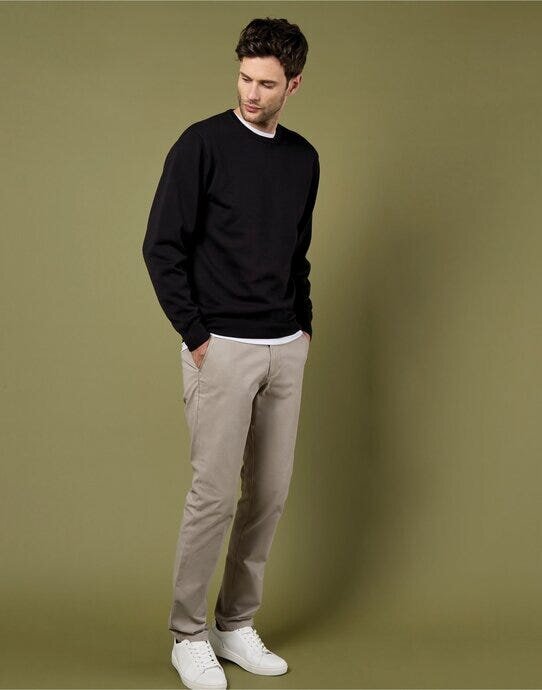 Men Arundel Crew Neck Sweater – image 3