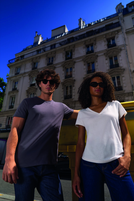 REGENT V V-NECK T-SHIRT – image 12