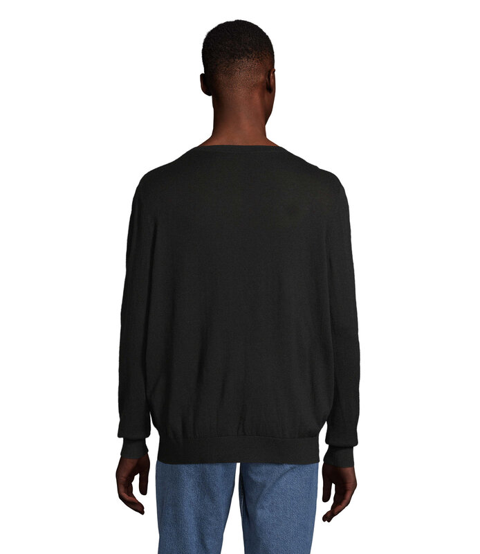 SULLIVAN MEN V-NECK SWEATER – image 3