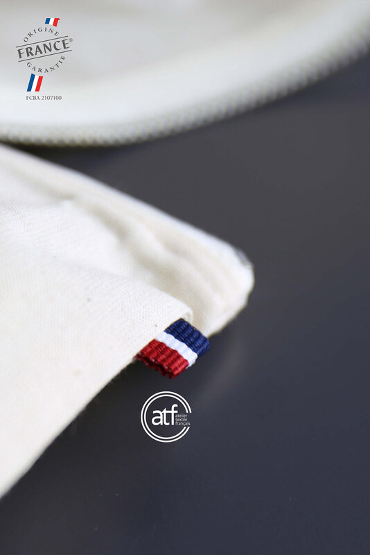 MA ZIP POUCH – image 2