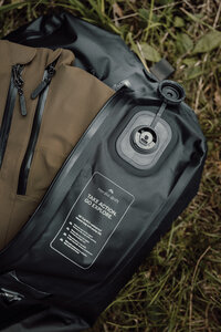 Nordic Drift Trail RCS IPX 8 vacuum bag with pump 20L – image 10