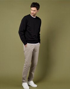 Men Arundel Crew Neck Sweater – image 3